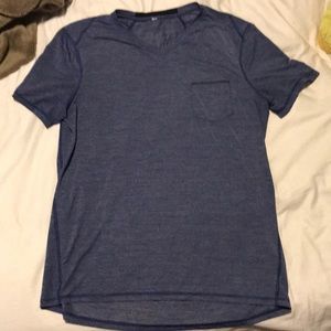 Men’s Lululemon ‘Silverescent’ Workout shirt